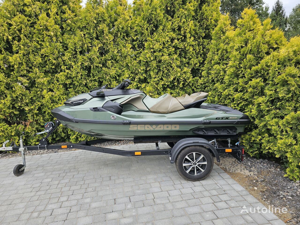 vodní skútr Sea-Doo GTX 300 LIMITED