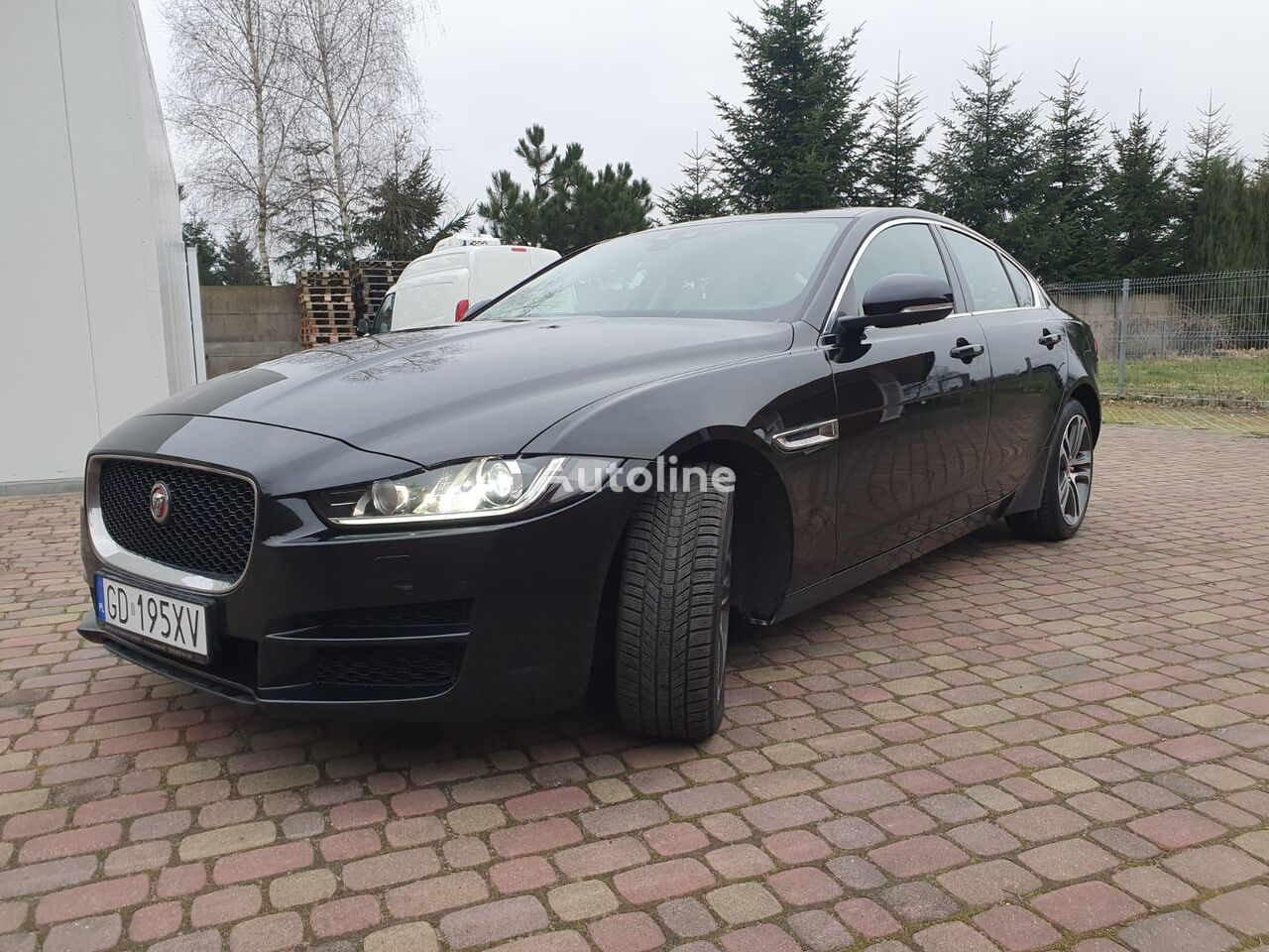 لیموزین Jaguar XE 2,0 D AWD 240 KM KLIMA SKORA EURO6