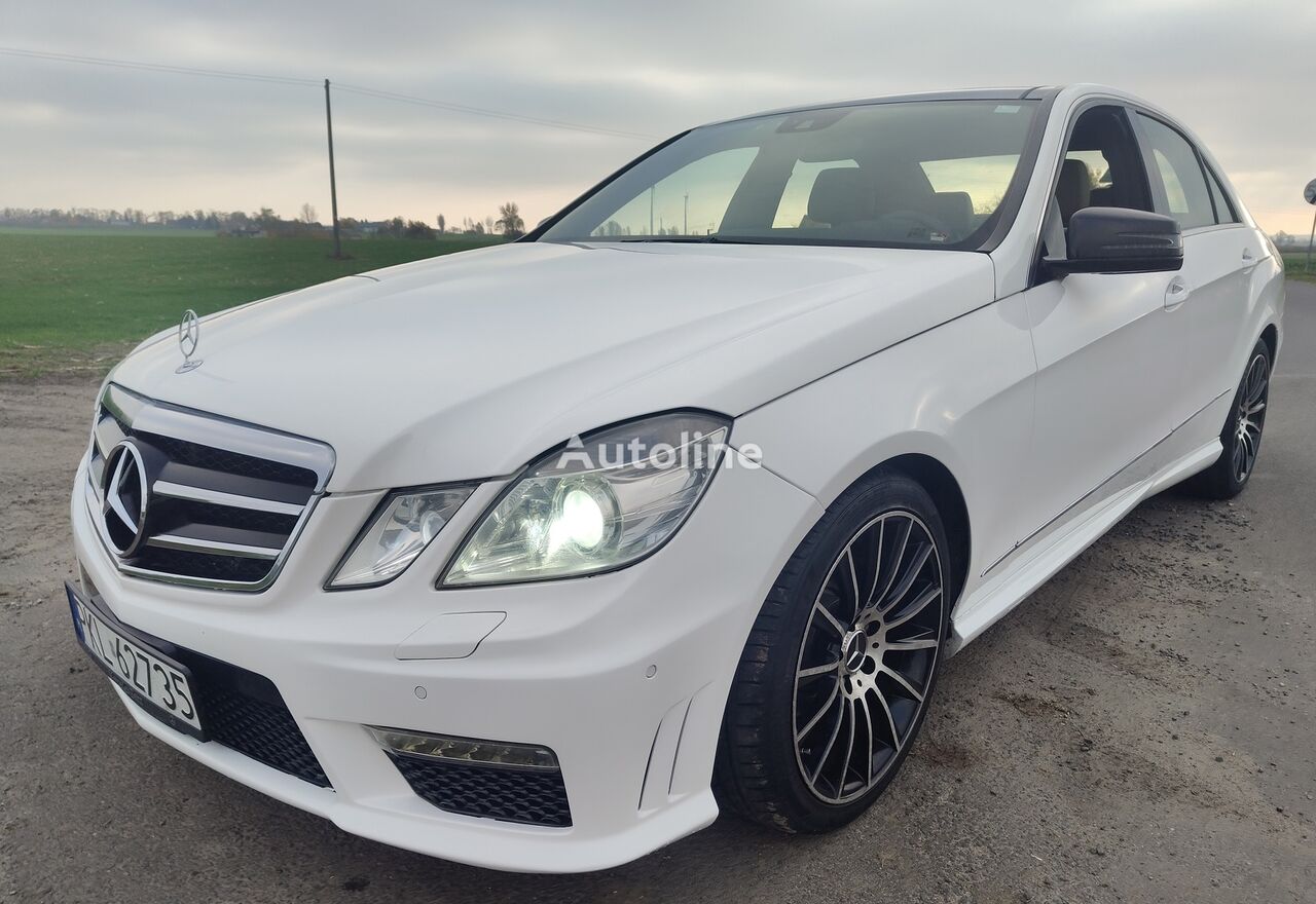 Mercedes-Benz E350 4matic AMG Harman Kardon limusina