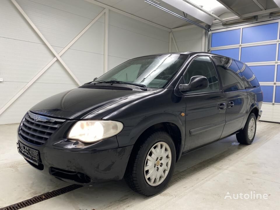 минивэн Chrysler Grand Voyager