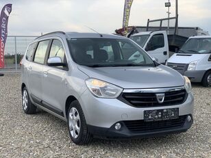 minivan Dacia Lodgy