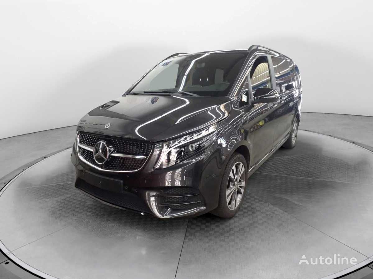 minivan Mercedes-Benz d 4MATIC EDITION AMG AHK2,5 Tisch Liege-P