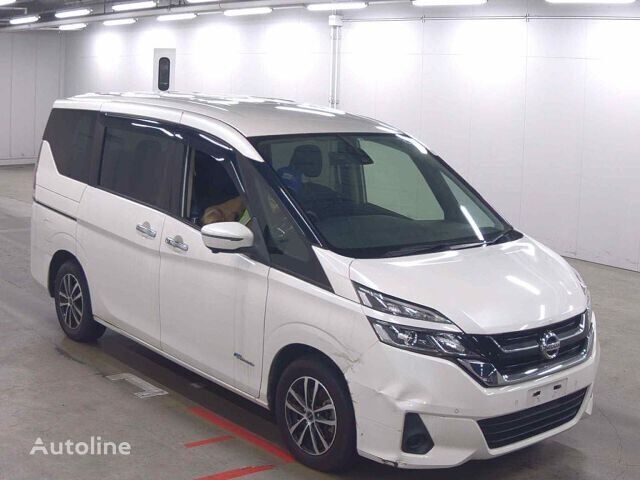 минивэн Nissan SERENA