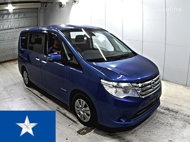 Nissan SERENA minivan