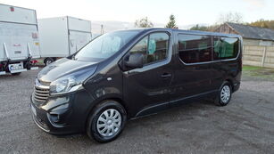 minivan Opel VIVARO