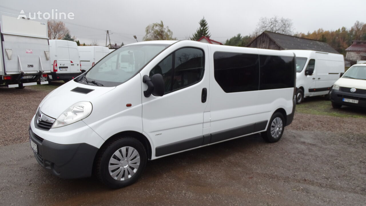 миниван Opel VIVARO