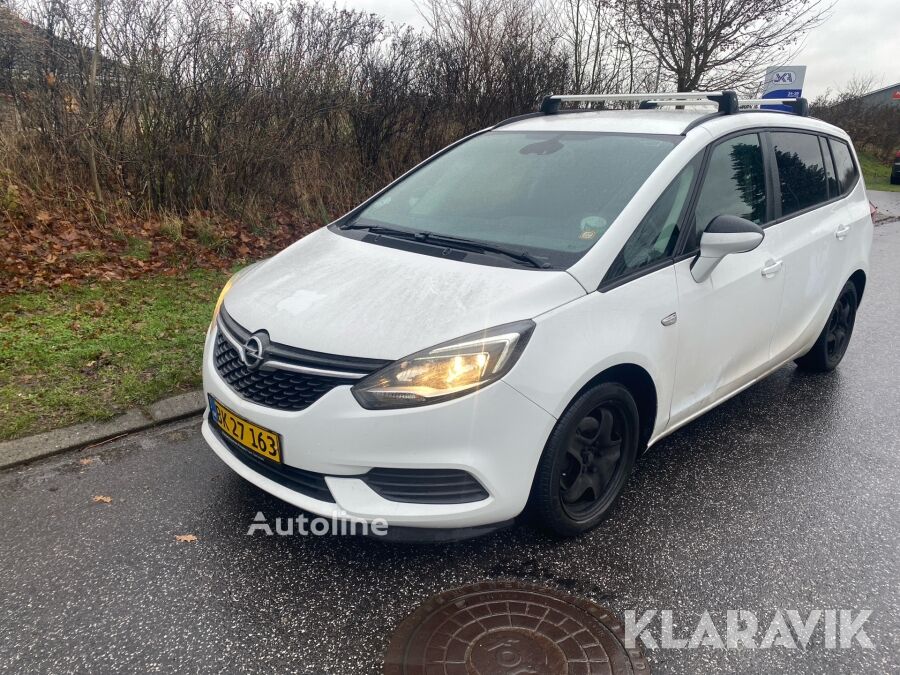 минивэн Opel Zafira 1,6 CDTI