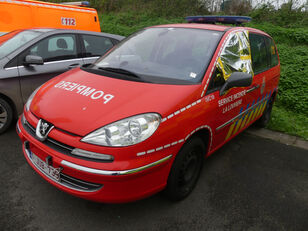 Peugeot 807 minivan