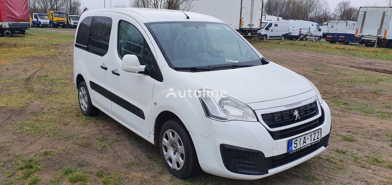 الميكروباصات شاحنة الميني فان Peugeot Partner Tepee 1.6 HDi - 7 seats