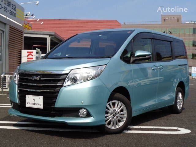 Toyota NOAH monovolumen