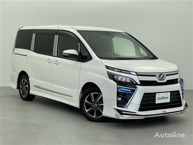 Toyota VOXY minivan