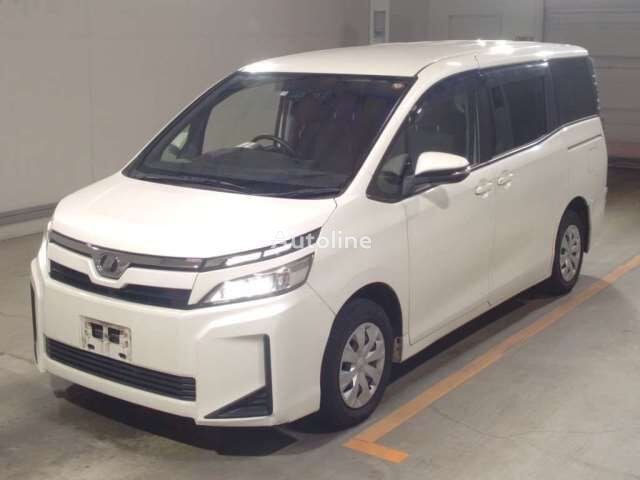 Toyota VOXY minivan