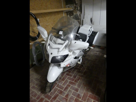 moto Yamaha RP13