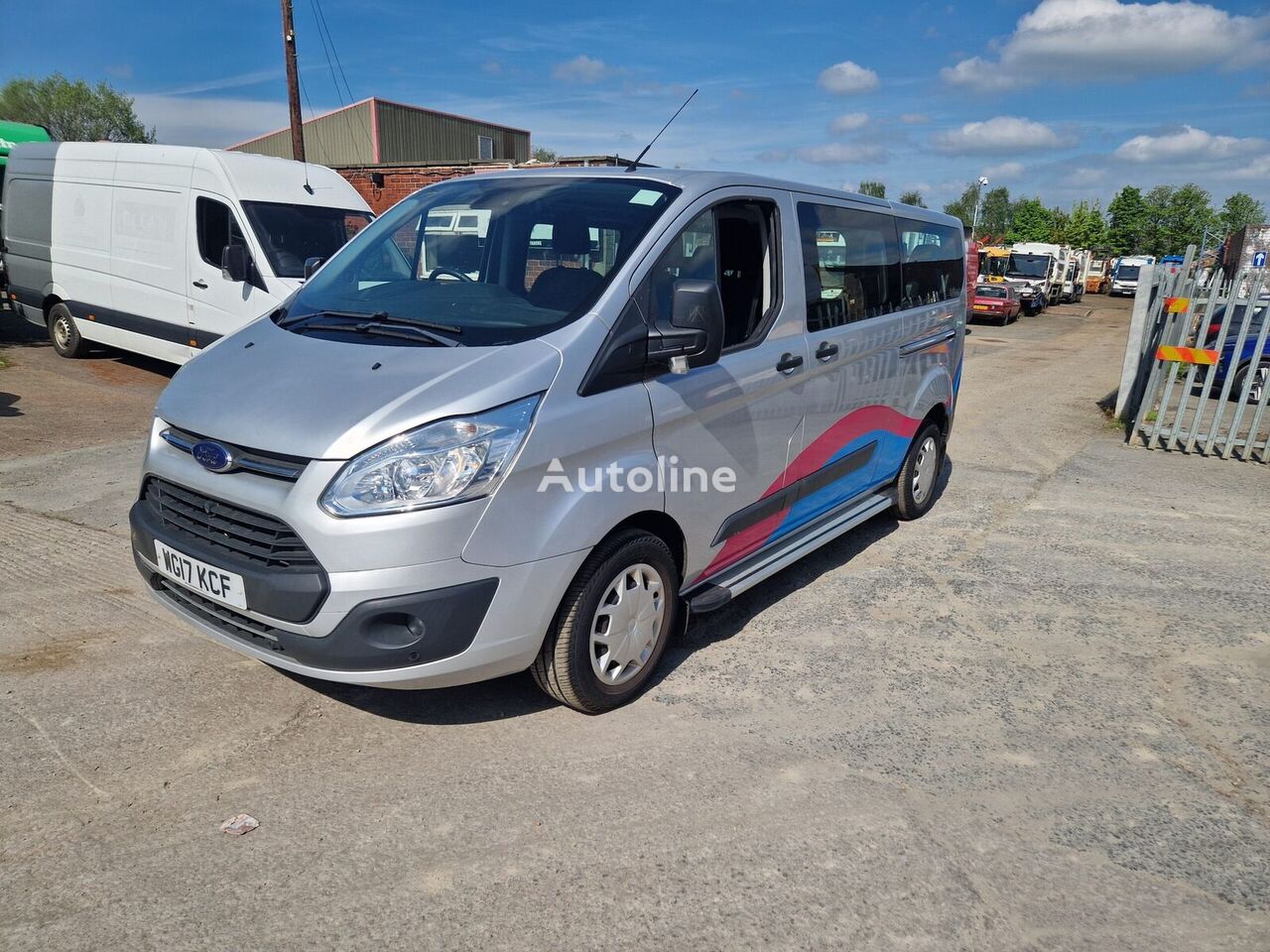 Ford Transit mikroautobuss pasažieru