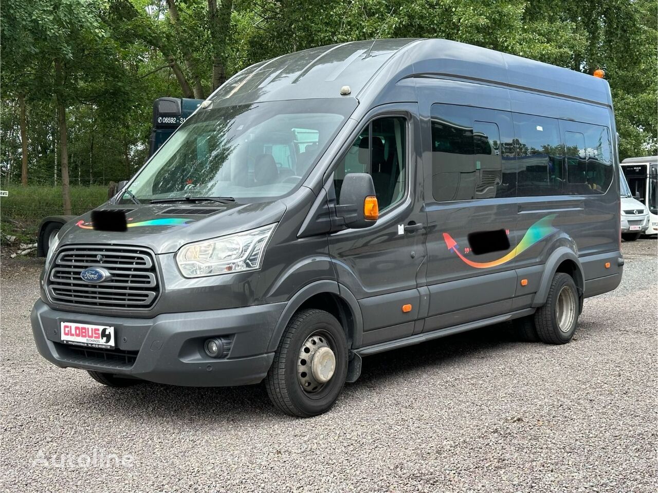 الميكروباصات لنقل الركاب Ford Transit