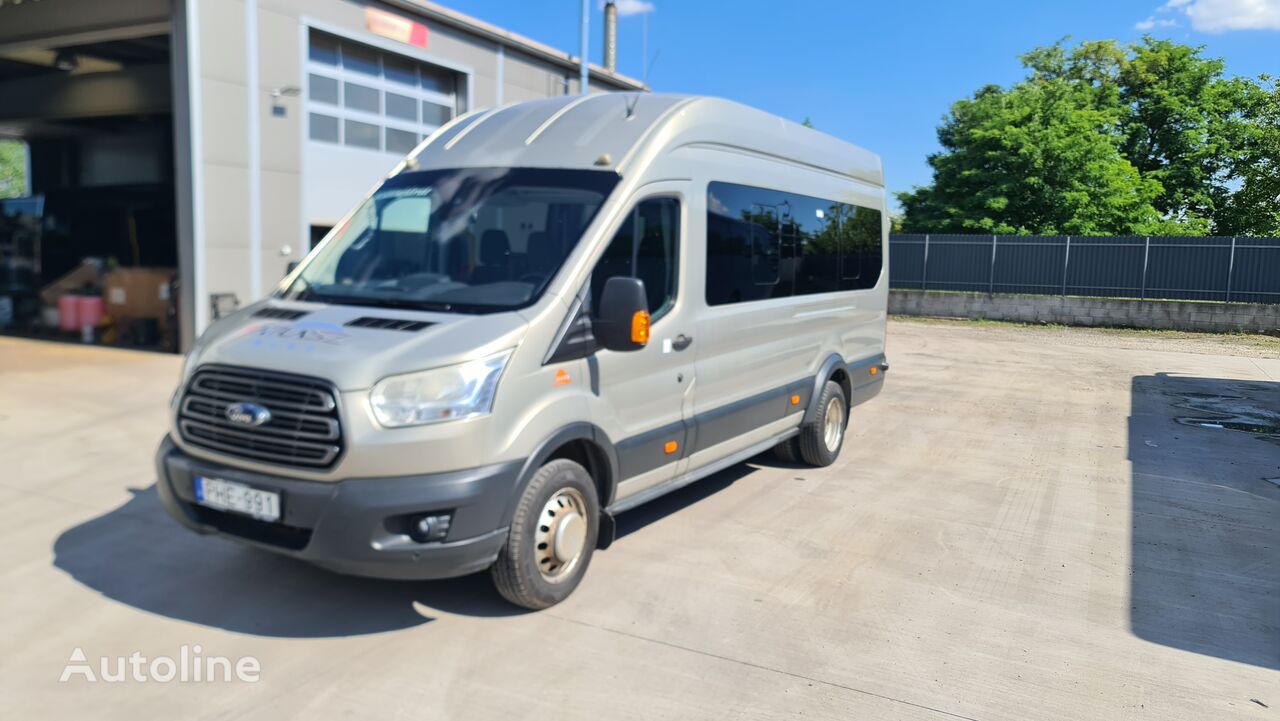 пассажирский микроавтобус Ford Transit