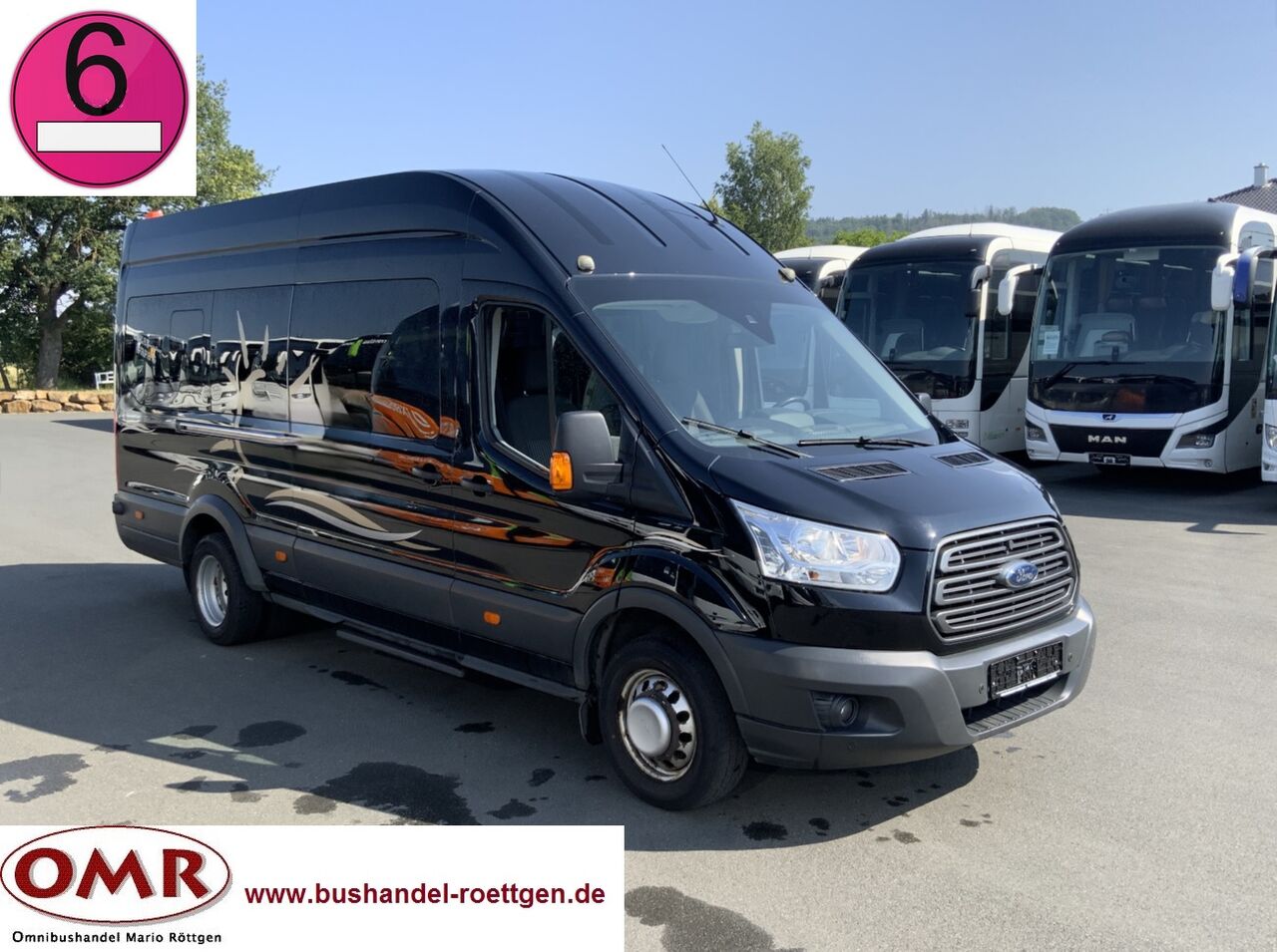 الميكروباصات لنقل الركاب Ford Transit