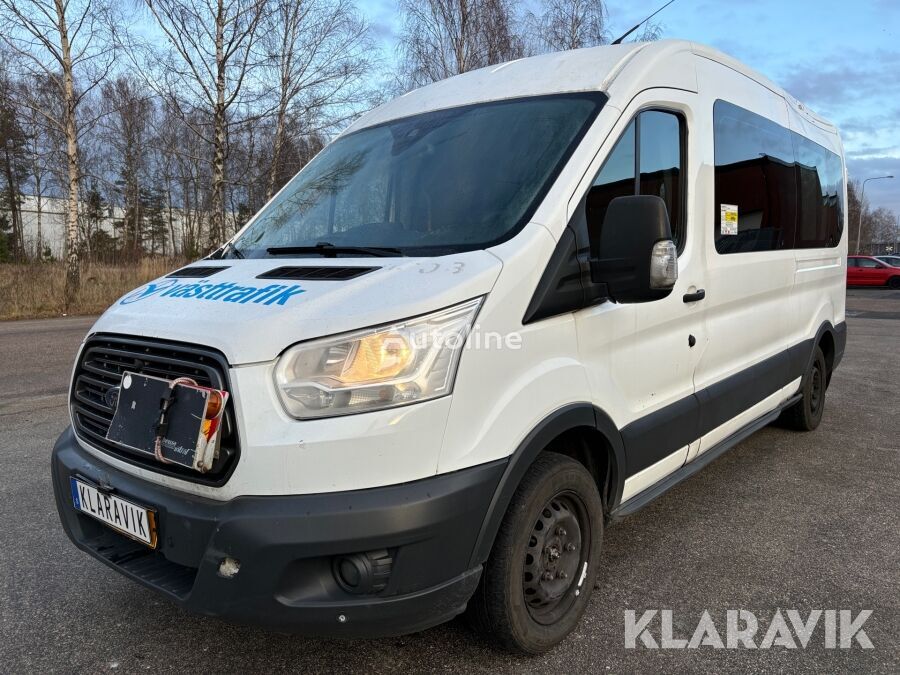 fourgonnette de tourisme Ford Transit