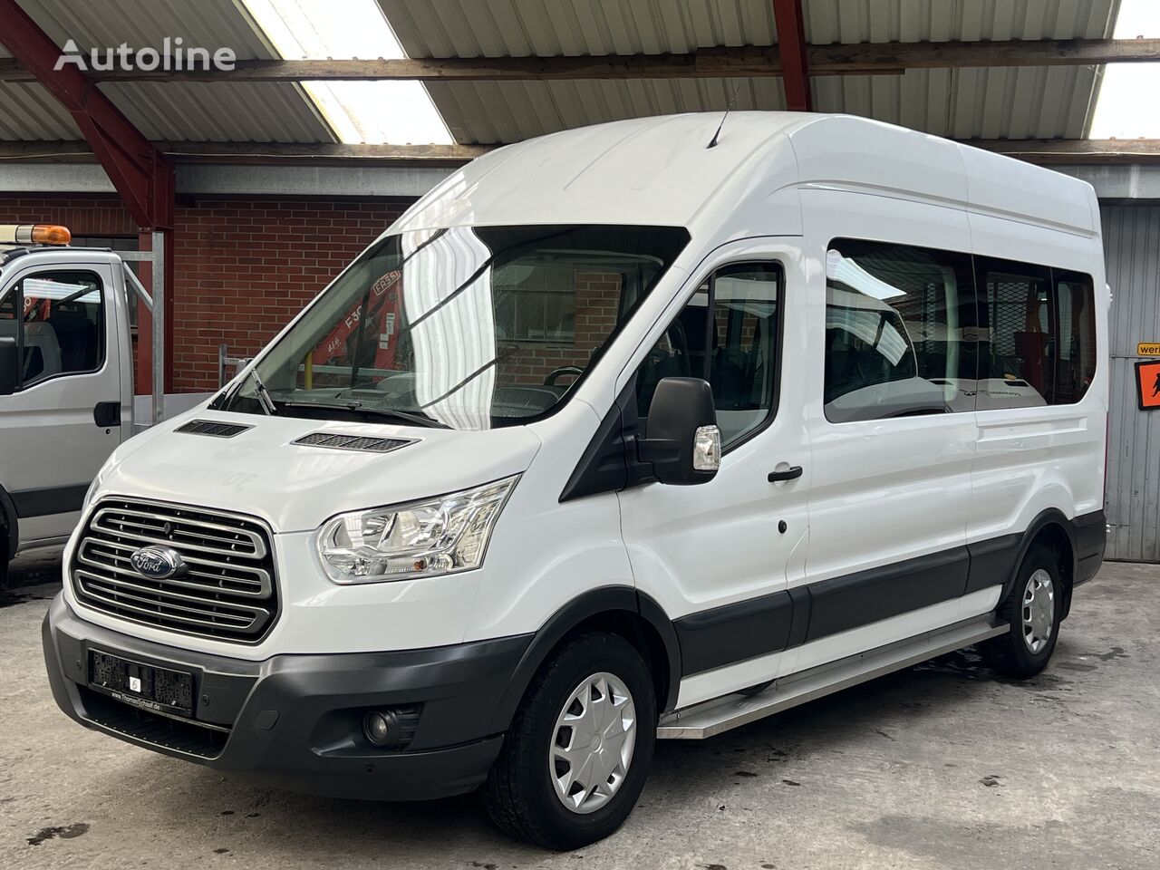 fourgonnette de tourisme Ford Transit