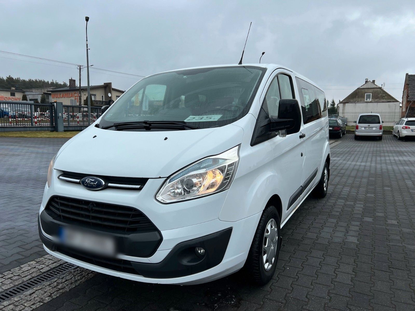 pulmino Ford Transit Custom  L2 9-SITZE