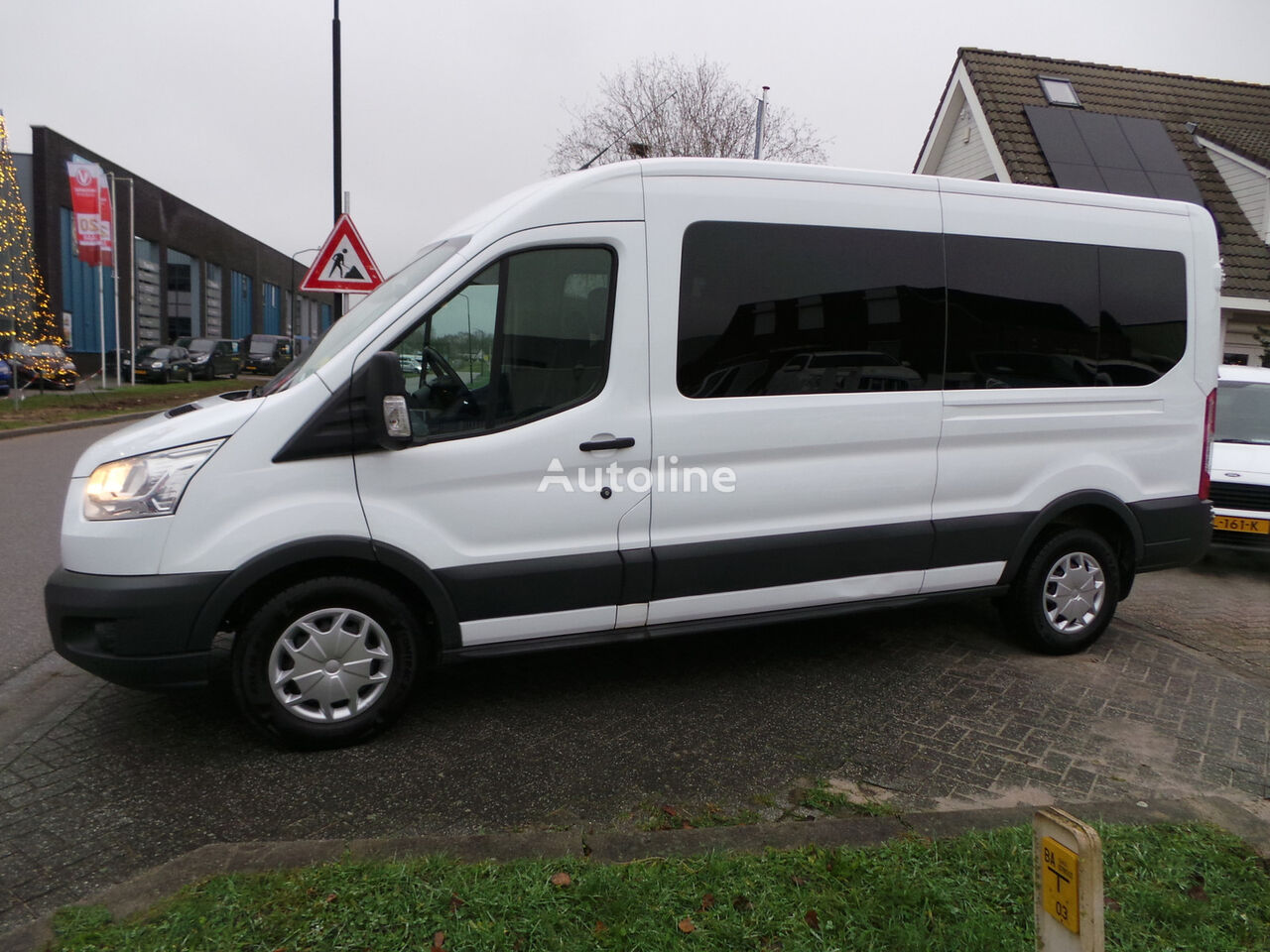 Ford UNIEK Transit 9 persoons+laadruimte 170pk L2H2 Airco,Cruise,Pdc, kisbusz