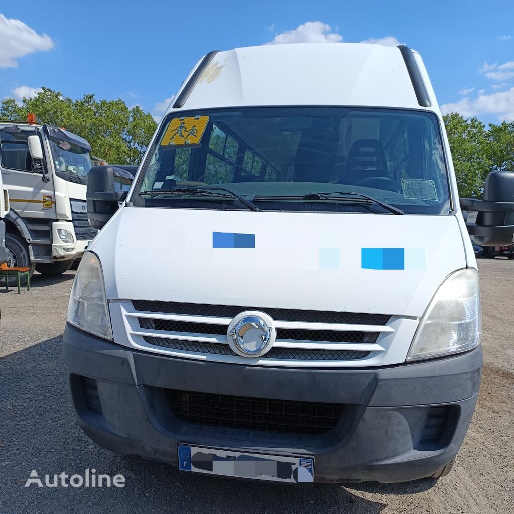 keleivinis mikroautobusas IVECO Daily