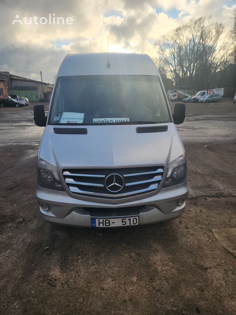 Mercedes-Benz Sprinter mikroautobuss pasažieru