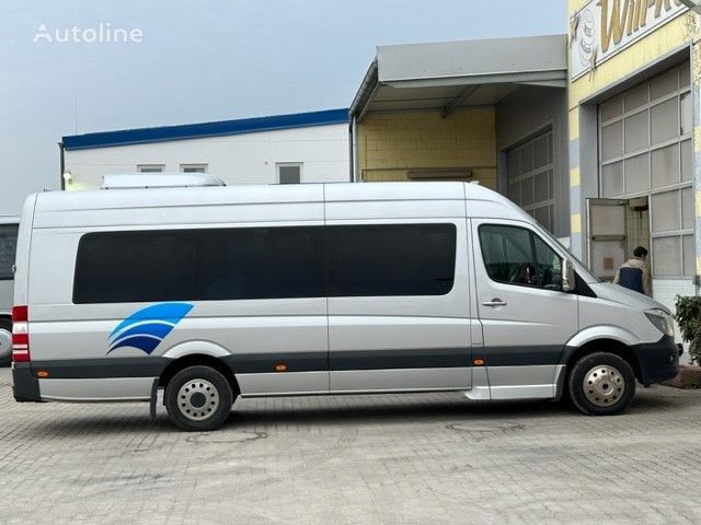 مینی بوس و ون مسافری Mercedes-Benz Sprinter 519