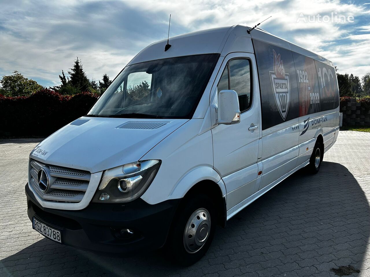 Mercedes-Benz Sprinter 519 passenger van