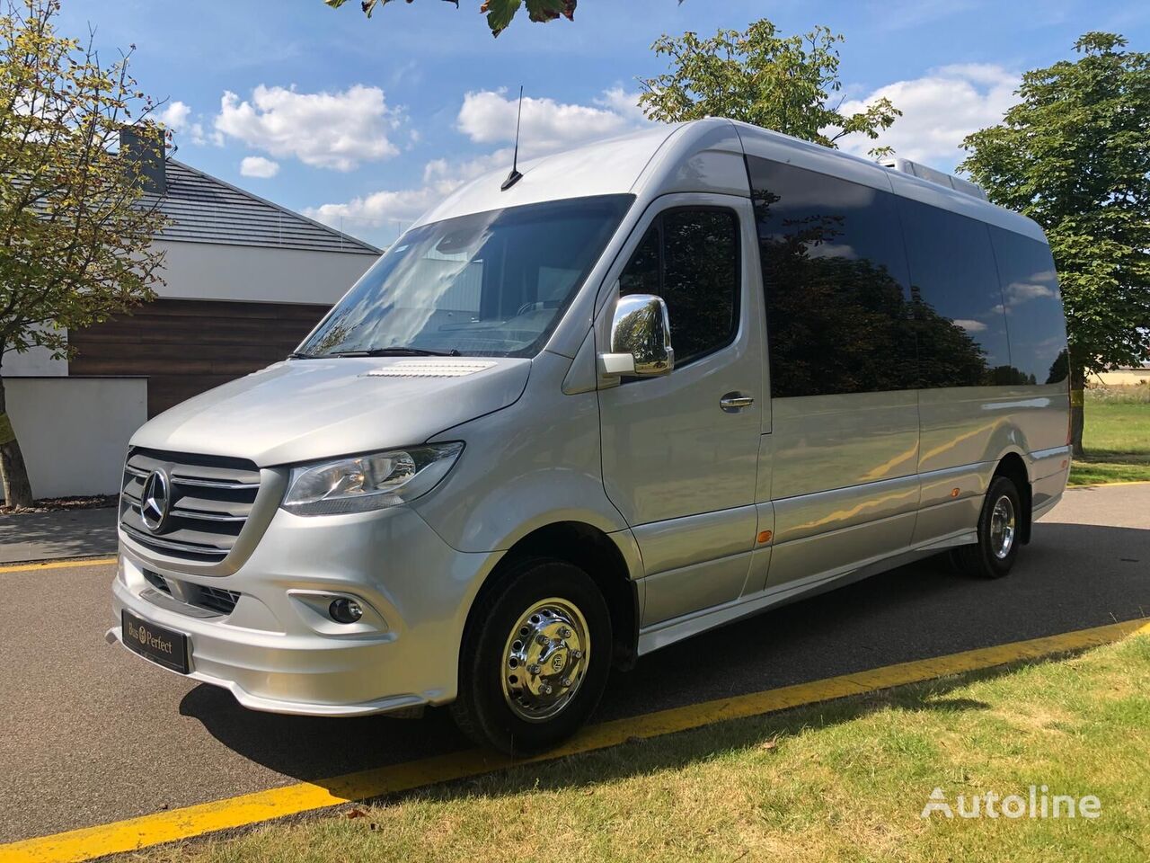 nowy bus pasażerski Mercedes-Benz Sprinter 519 CDI 16+1+1 -