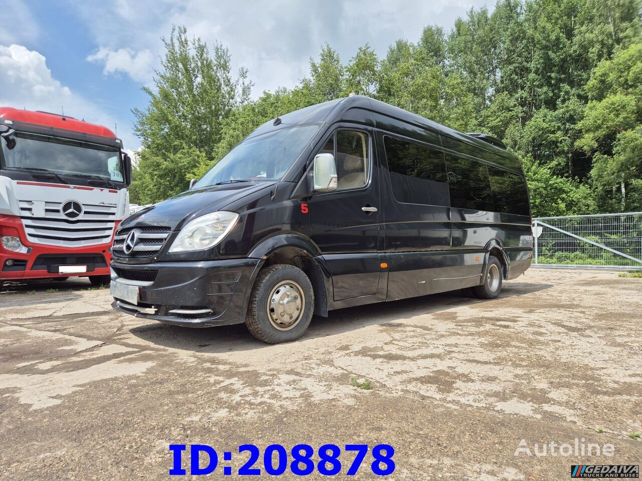 Mercedes-Benz Sprinter 519 -VIP- 17 places 人員輸送バン