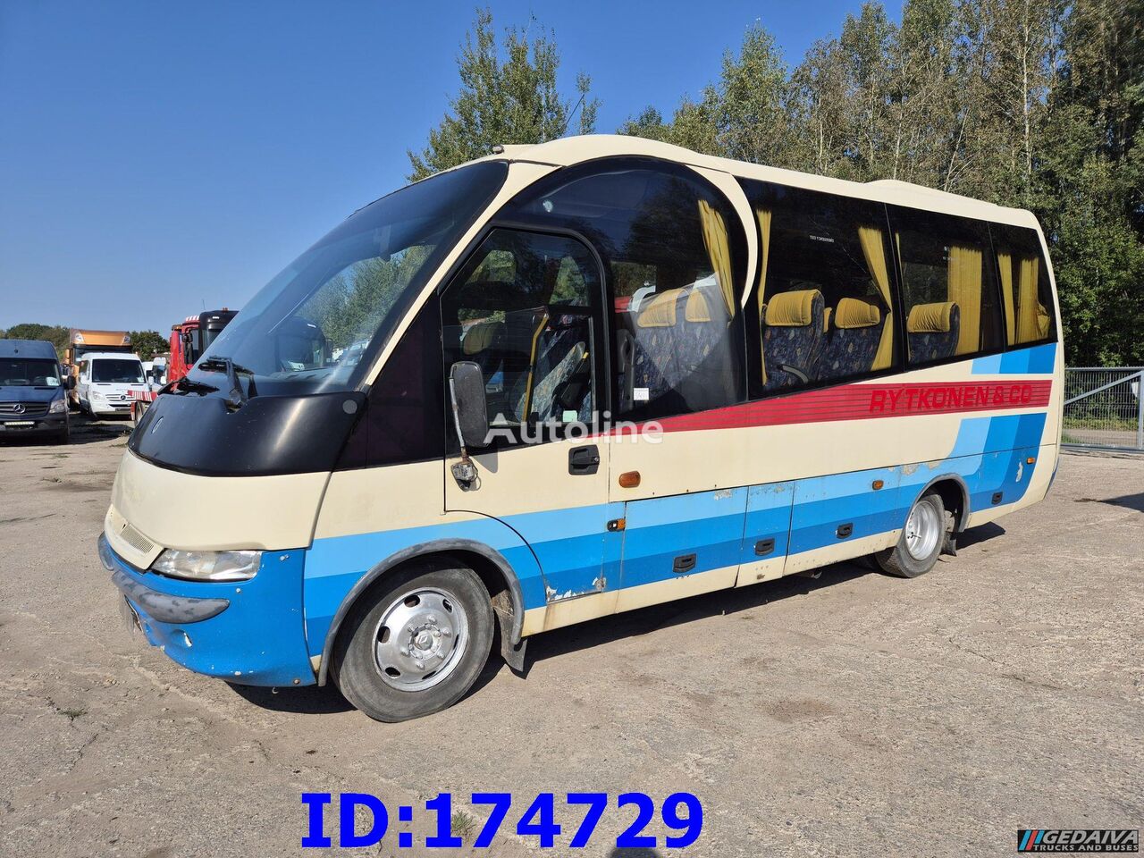 reisi mikrobuss Mercedes-Benz Vario 815 26-Seater