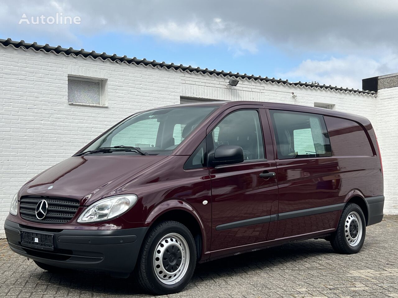 fourgonnette de tourisme Mercedes-Benz Vito 111 Cdi PARAVAN BEHINDERTENUMBAU Euro 4 Lkw