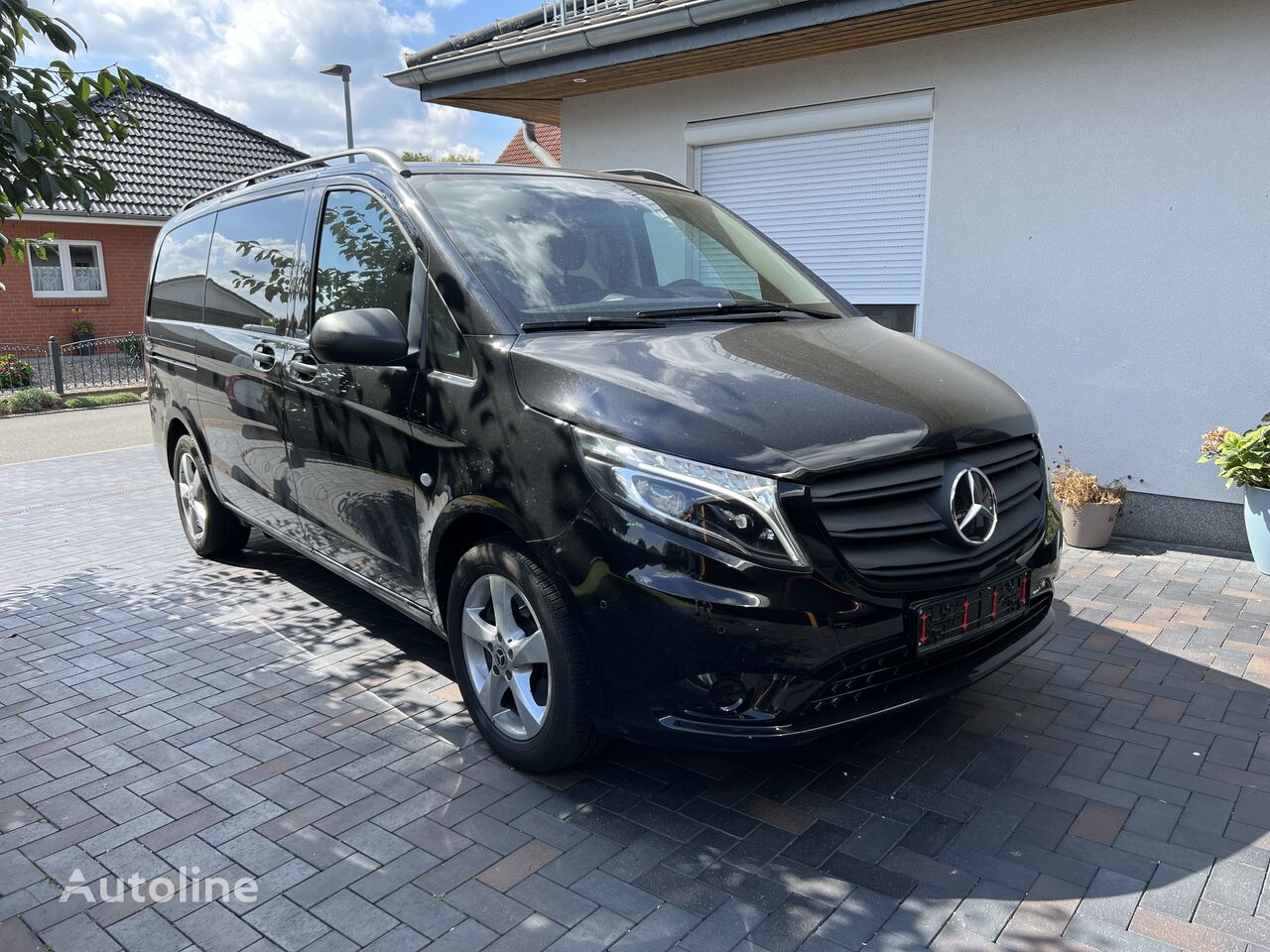 Mercedes-Benz Vito 124 CDI Tourer Pro LED LIEGE-TISCH ABSTAND furgoneta de pasajeros