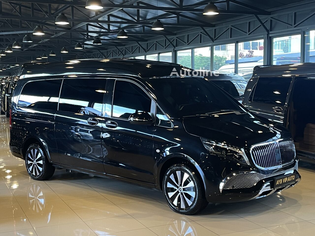 пассажирский микроавтобус Mercedes-Benz Vito Tourer Select 124