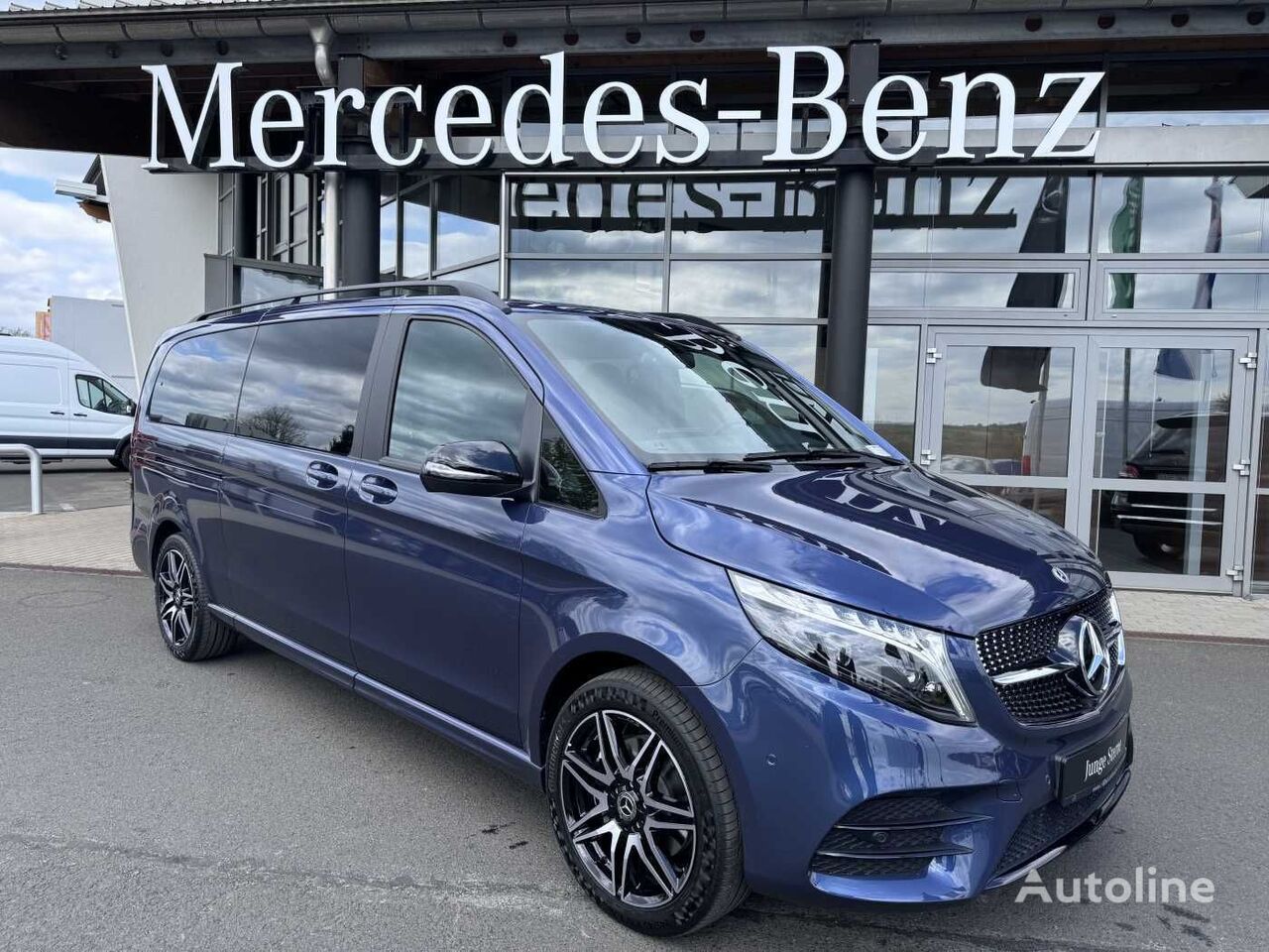 Mercedes-Benz d EDITION 4MATIC AMG DISTRONIC AHK Tisch Kleinbus