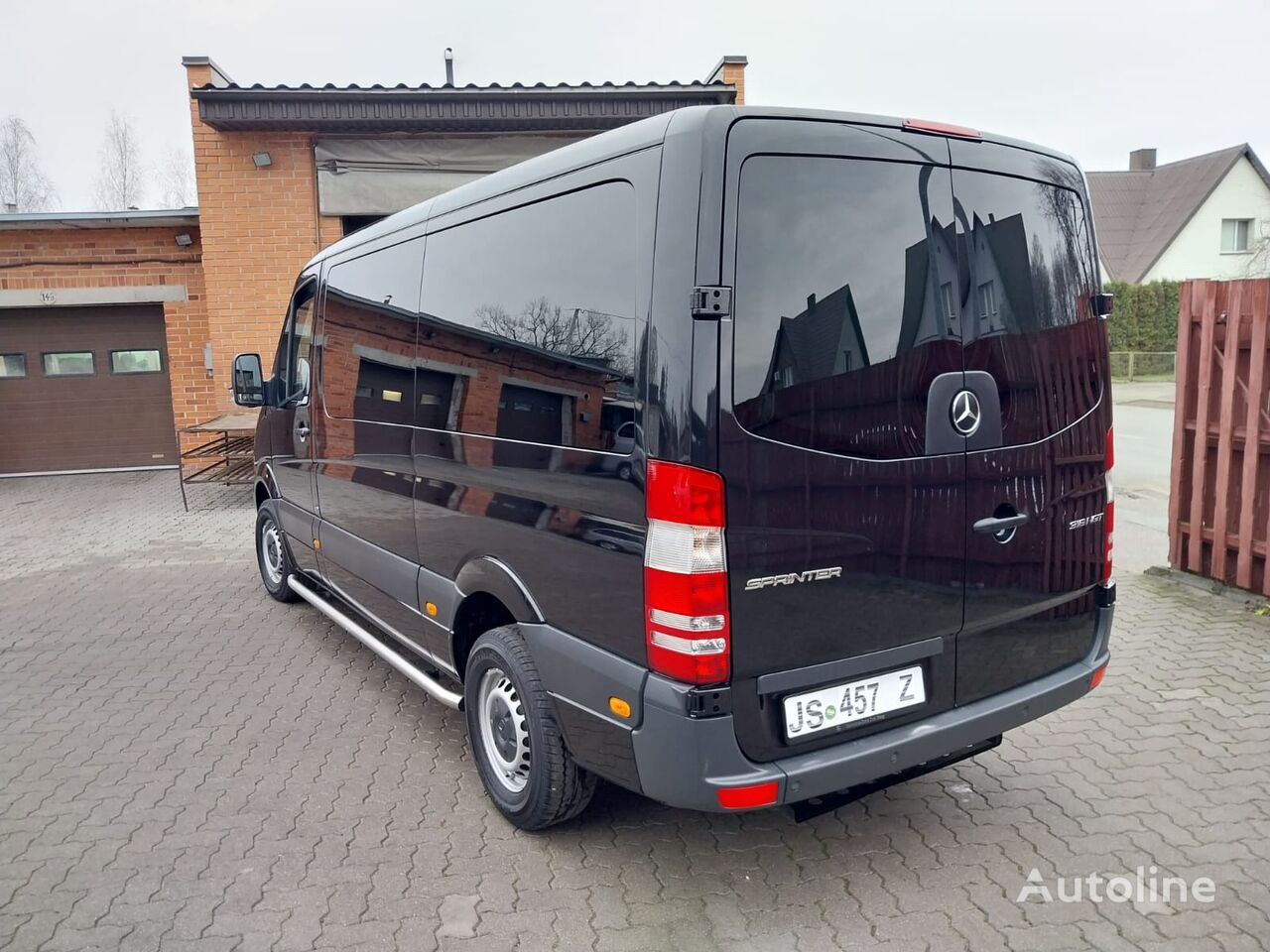 Mercedes-Benz spriner 人員輸送バン