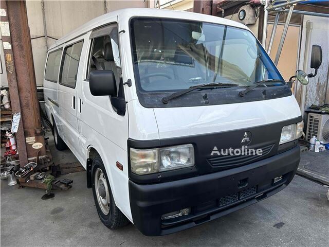 Mitsubishi DELICA VAN passenger van