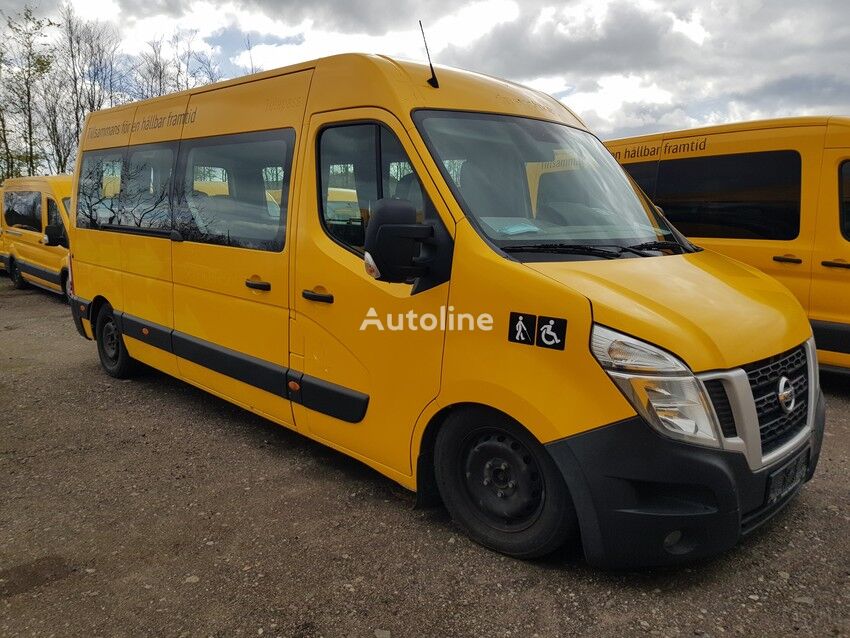 Nissan NV400 furgoneta de pasajeros