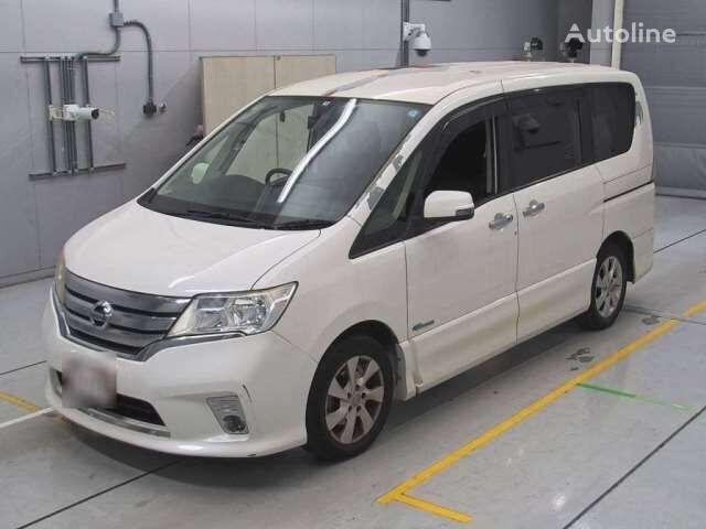 пассажирский микроавтобус Nissan SERENA