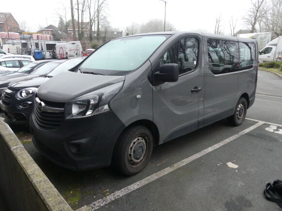 fourgonnette de tourisme Opel Vivaro B