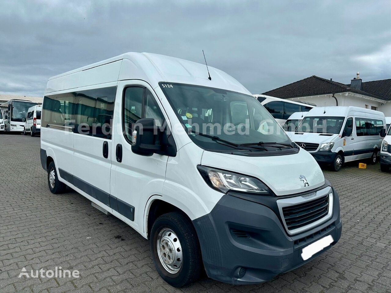 Peugeot Boxer - Krankentransport/Behindertentransport furgoneta de pasajeros