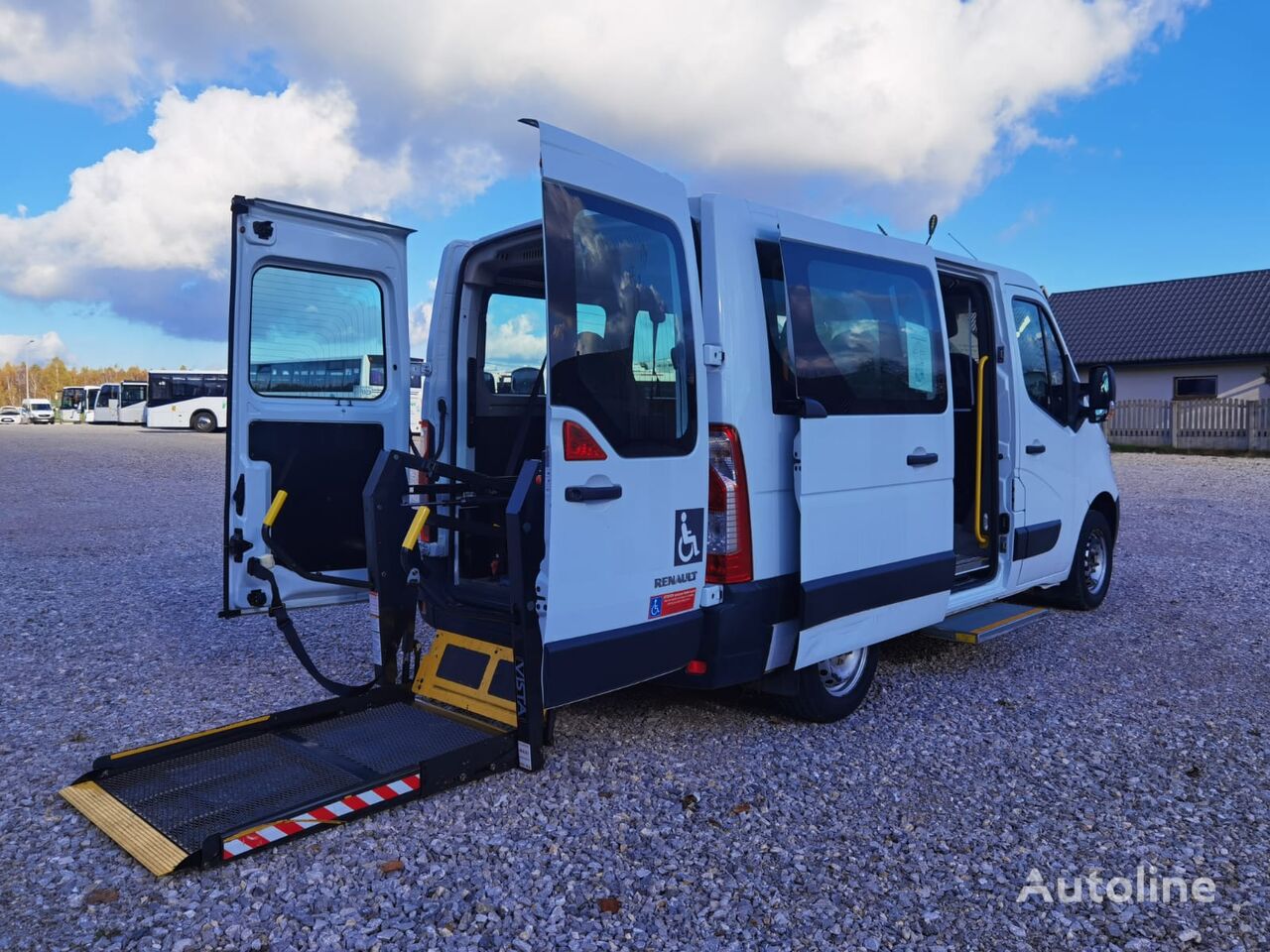 reisi mikrobuss Renault Master 2016r euro6 HANDICAP transportation of disabled people