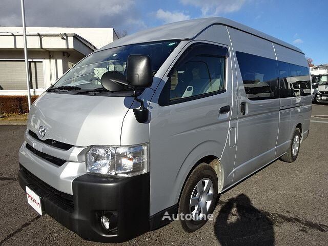 Toyota HIACE COMMUTER passenger van