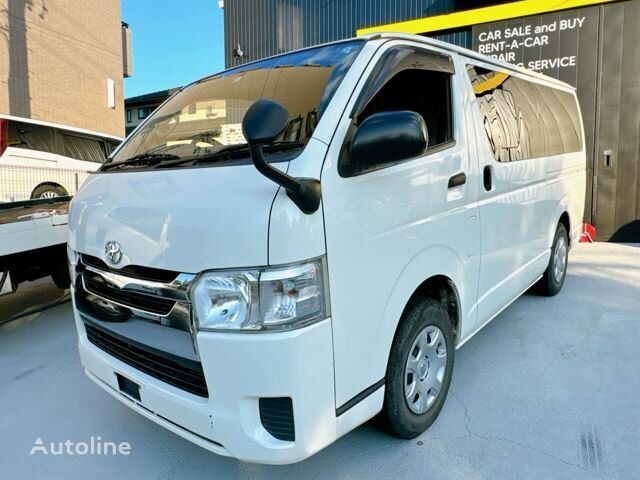 مینی بوس و ون مسافری Toyota HIACE VAN