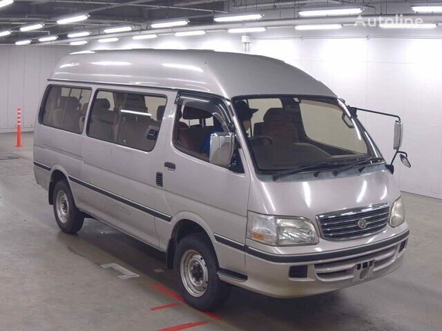 potniški minibus Toyota HIACE WAGON