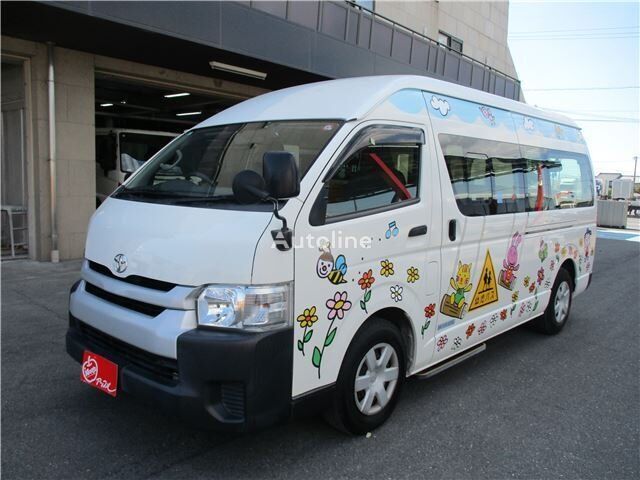 fourgonnette de tourisme Toyota HIACE WAGON