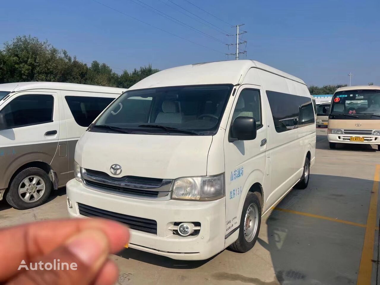 Toyota Hiace 10 seats Business Car Japanese brand furgoneta de pasajeros