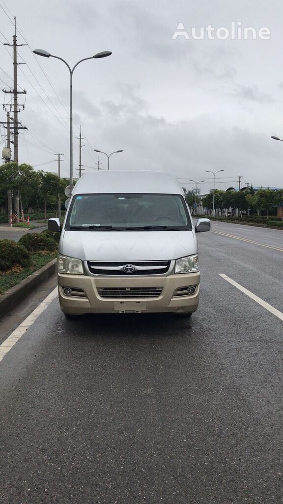 Toyota hiace furgoneta de pasajeros