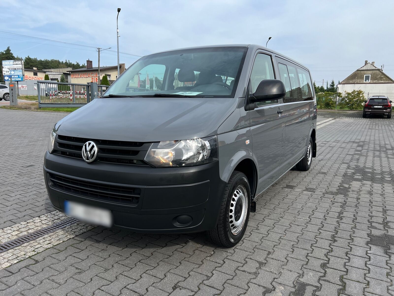 пассажирский микроавтобус Volkswagen Transporter T5 9-sits 9 Person  TOP